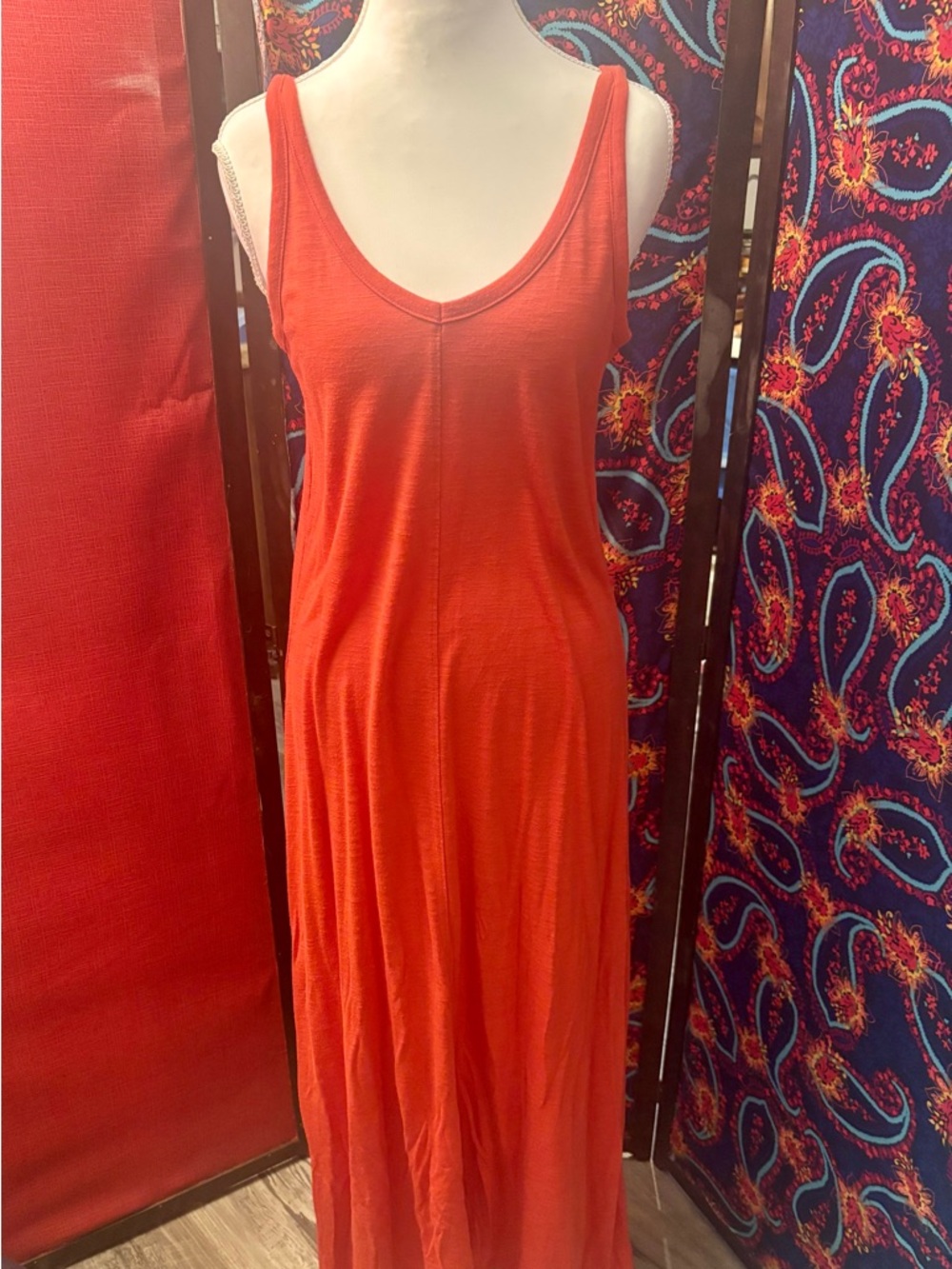 Old Navy vibrant red Sleeveless Scoop-V  Neck Maxi Dress